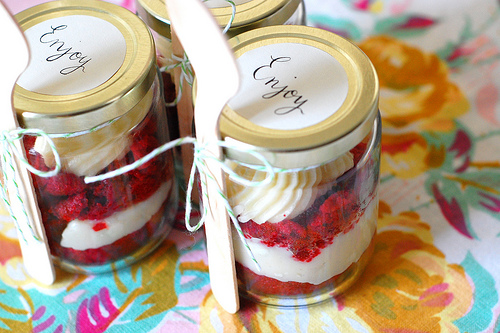What I'm Loving Wednesday In a Jar Favors A Realistic Wedding